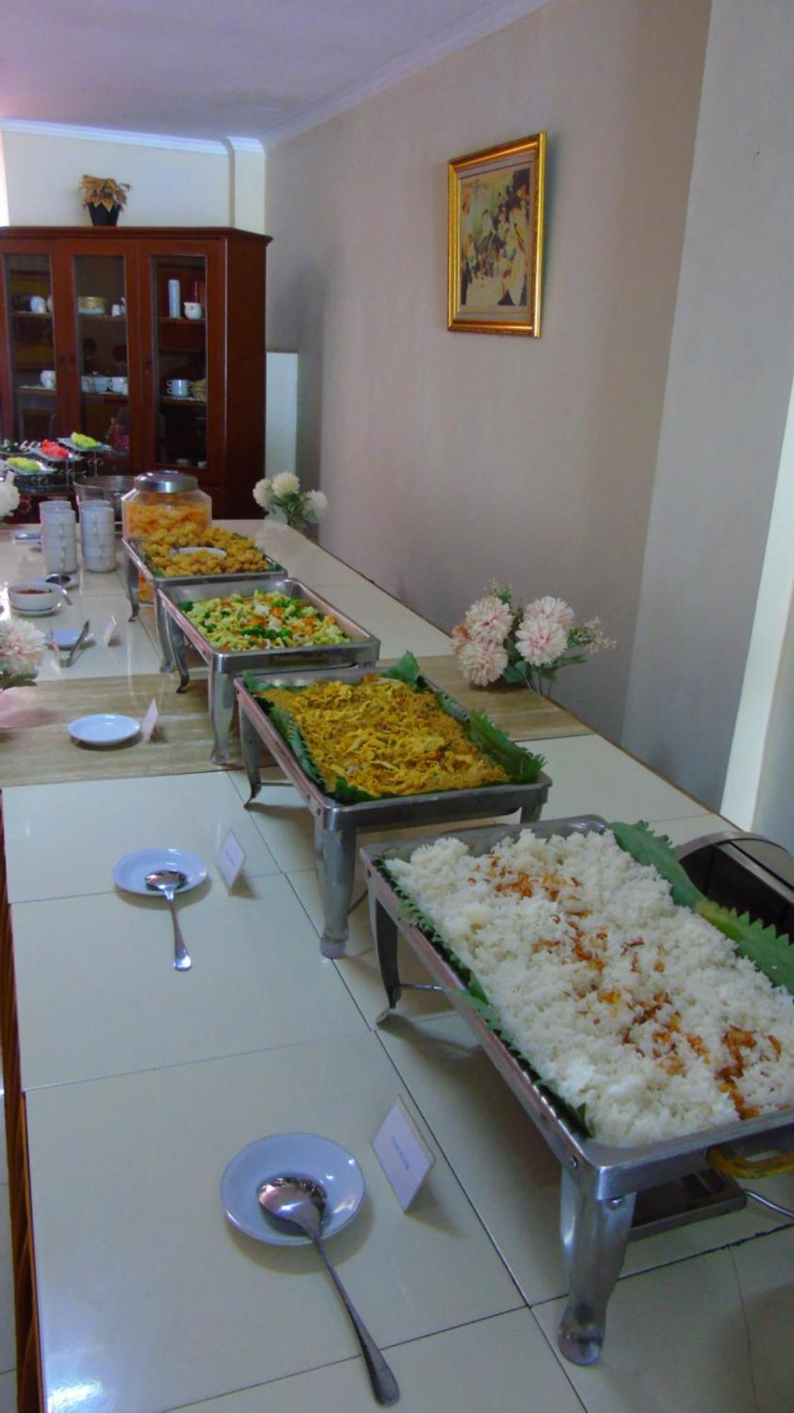Pia Hotel Cirebon Exteriér fotografie