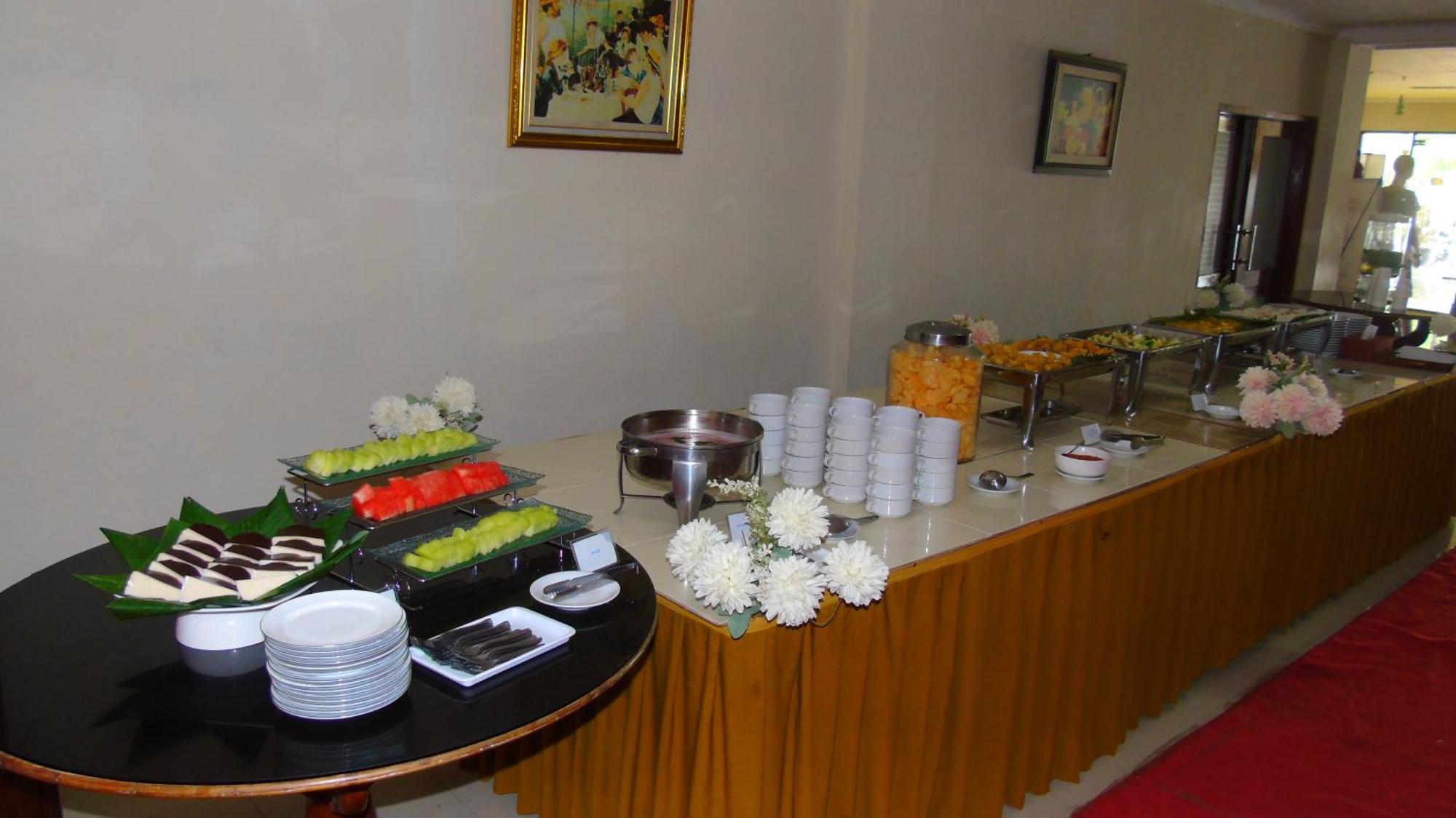 Pia Hotel Cirebon Exteriér fotografie