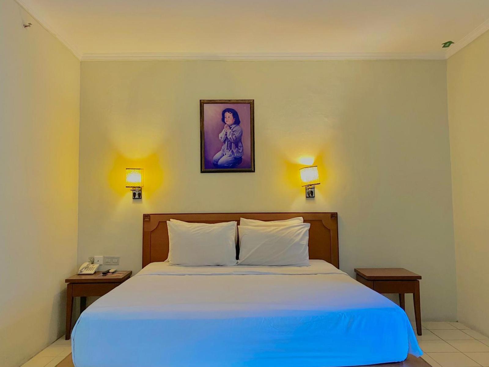 Pia Hotel Cirebon Exteriér fotografie