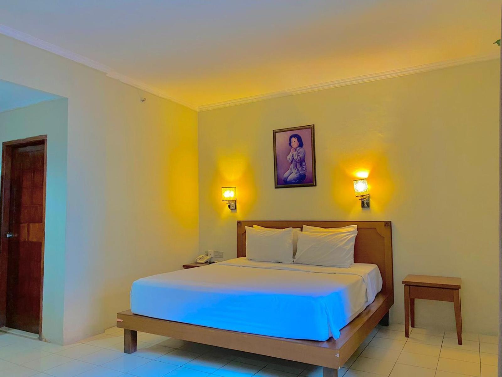Pia Hotel Cirebon Exteriér fotografie